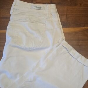 Royalty For Me Women's Crisp White Skinny Jeans